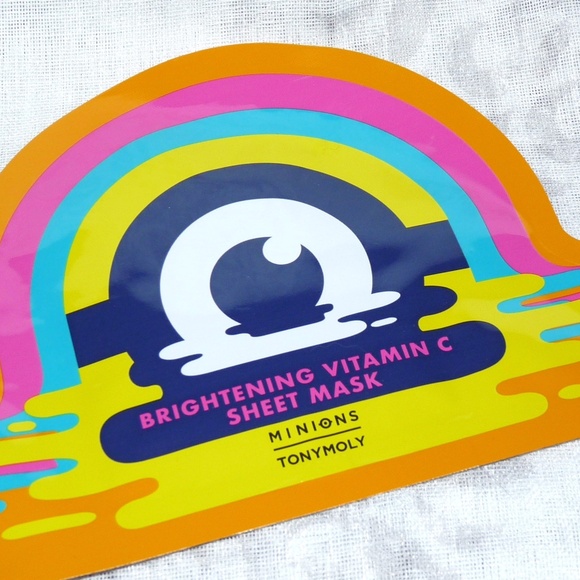 🛍️ FREE w/$30 - TonyMoly Tony Moly Brightening Vitamin C Minions Sheet Mask - Picture 8 of 9